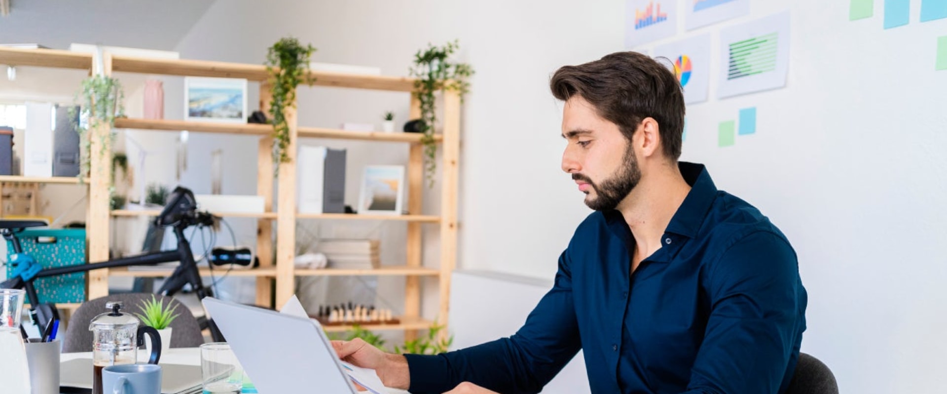 Calculating Potential Returns on Investments for Beginners: A Simple Guide